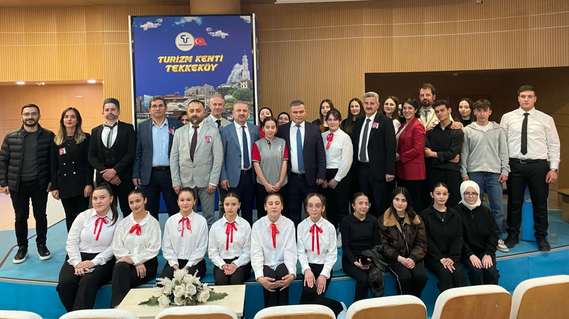 Büyüklü Anadolu Lisesi olarak, 12 Mart İstiklal Marşı'nın Kabulü ve Mehmet Akif Ersoy'u Anma ilçe programını gerçekleştirdik.